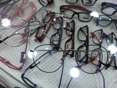 -罗创丹阳眼镜(童卫路店)