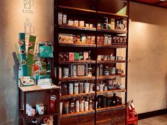 零售区-星巴克(北京三里屯SOHO一店)