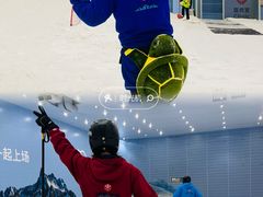 -广州热雪奇迹