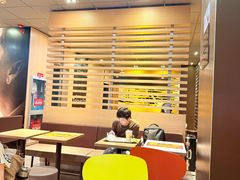 -麦当劳(杭州西湖银泰百货店)