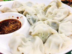 -闯关东东北农家菜(崂山石老人店)