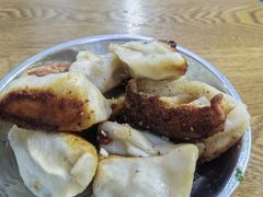 -黄阿姨锅贴大王(万航渡路店)