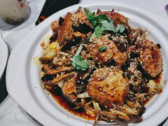 -肥肥虾庄·金牌油焖大虾(首义路店)