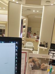 -Mentor Hair Salon