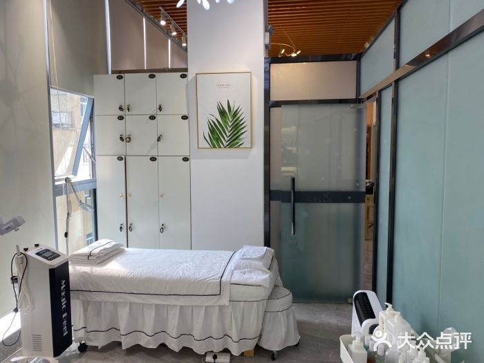 美轮美浣·酷雪·海菲秀·飞顿牛奶光官方体验店(朗琴国际店)图片