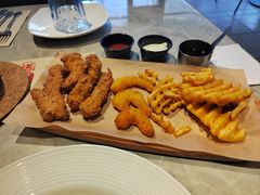 -必胜客(WOW黄骅华贸店)