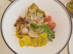 鸡肉大虾鲜蔬波奇碗-西堤牛排(南京龙江店)