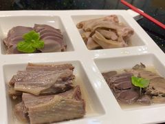 -香山湖家家宴(中山陵店)