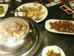 -马路边上·小海鲜烧烤(八一路店)