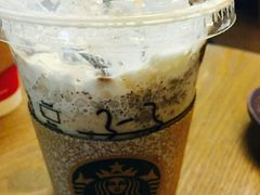 -星巴克臻选(盐城金鹰聚龙湖店)