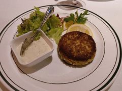 招牌蟹肉饼-Wolfgang’s Steakhouse 沃夫冈牛排馆(上海白玉兰广场店)