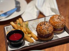 迷你牛肉小汉堡-翠贝卡&Mama Kelly Brunch Coffee(河西店)