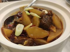 萝卜牛腩煲-鹿港小镇(黄金店)