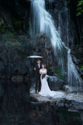 -雪中彩影婚纱摄影·微光艺术中心