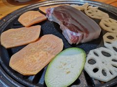 -唯成•韩国炭火烤肉 유성고기