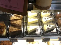 -可稵咖啡面包蛋糕(休斯顿店)