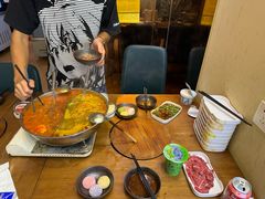 -天成·潮州牛肉脆肉鱼生蚝自助火锅