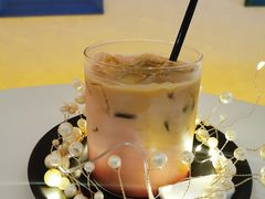 -浮漫咖啡(镜湖万达广场店)