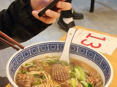 -沪西老弄堂面馆(定西路店)