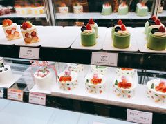 -罗森尼娜(德思勤店)