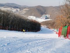-长春莲花山滑雪场