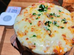 -Dragon Pizza•圆脸龙披萨·牛排餐厅