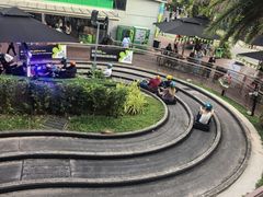 -圣淘沙天际线斜坡滑车