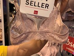 -王权免税店(普吉市区店)