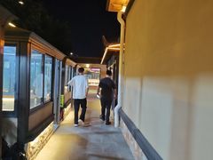 -小山羊功夫串·泰安烧烤·海鲜小炒老地摊店