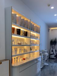 -柒朵科技美肤中心