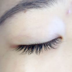 -ZLAN芝兰にほん美甲美睫肌の沙龙