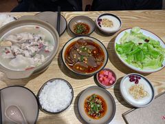 -叁煨蹄花·下饭盐帮菜(人民广场店)