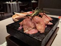 -左庭右院鲜牛肉火锅黑金店(陆家嘴中心店)