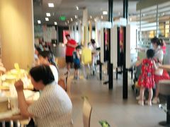 -麦当劳(百荣世贸商城店)