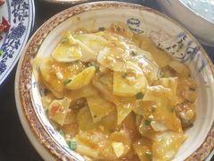 -黄桷树曹家私房菜(江与城店)