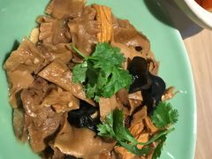 -锦粤宫·融合粤菜(上海金沙江店)