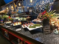 -钦瓦台时尚自助餐厅(银泰城店)