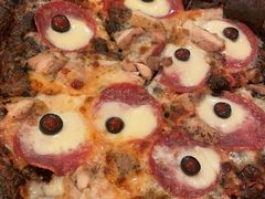 万圣节限定大眼肉披萨-城市大道红炉披萨烘焙坊