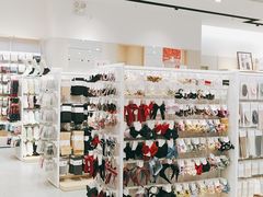 -hotwind热风(中贸广场店)