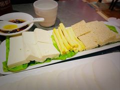 -前门·鲜肉火锅(长风店)