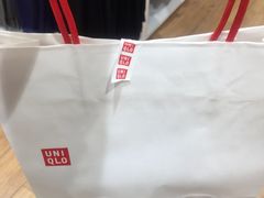 -优衣库(上海虹口龙之梦店)