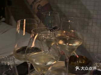 水晶葡萄味的酒,度数还不低