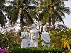 -东郊椰林