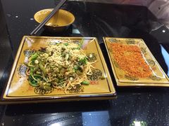 -上上签·冷锅串串(六灌路店)