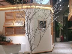 -墨居上隐·院子里火锅(峨眉店)