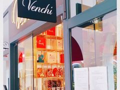 -VENCHI 闻绮(上海佛罗伦萨小镇店)