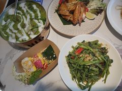 -泰椰里·泰国餐厅(智慧城广百广场店)