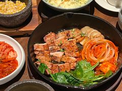 JEJU银鱼酱铁锅猪颈肉-BELLOCO倍乐(南京万象天地店)