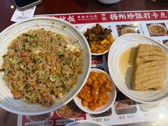 -扬二春炒饭(国庆路总店)