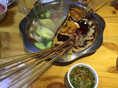 -何氏串串香火锅(翠亨店)